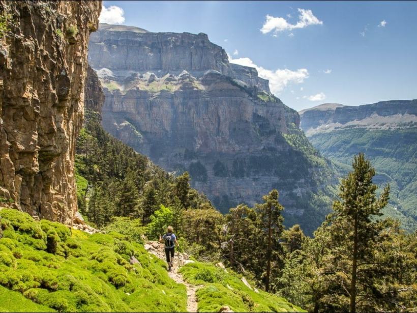 Faja-Racon-Ordesa-National-Park-min